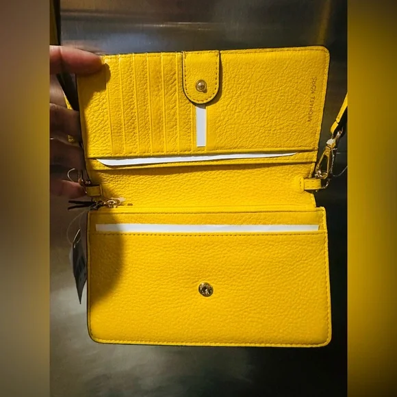 Michael Kors✨💛🩶Vibrant Yellow Floral Crossbody Bag with Phone Holder - Picture 2 of 7